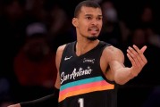 耀世娱乐在线平台-11战全胜！马刺创NBA神迹，文班亚马单月数据堪称恐怖